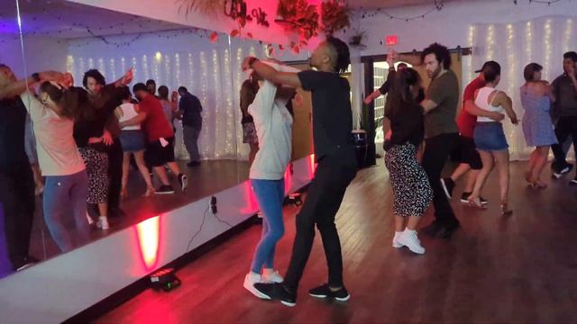 2023-07-09 salsa bachata kizomba zouk pro at bella vita dance Manchester NH 1. DJ Shun смотреть онлайн