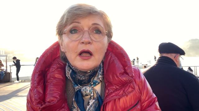 Трудно ли найти друзей в эмиграции? Жизнь в Испании смотреть онлайн