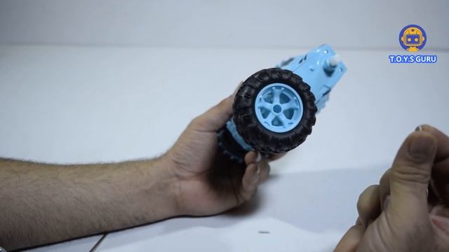 RC stunt car remote control - rc cars 360 stunt car toy | Cyclone Stunt Car with Changeable Tyres смотреть онлайн