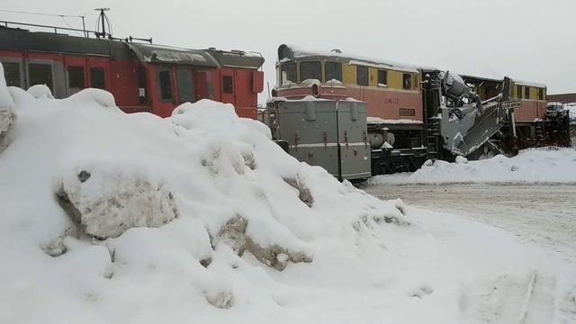 Железнодорожный снегоочиститель СС-1М №37 19203371 смотреть онлайн