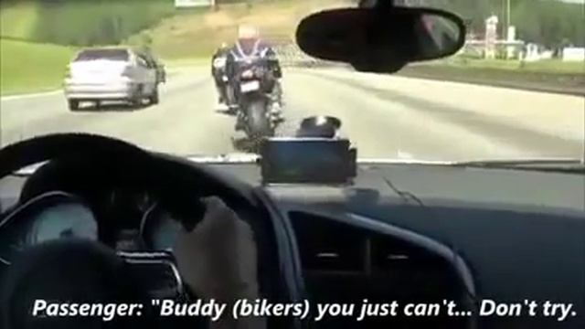 Audi R8 VS KAWASAKI ZX10R AND SUZUKI GSXR 1000 !! смотреть онлайн