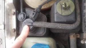 Стук двигателя в Шкоде Октавии тур ( стучит не мотор ,а клапан адсорбера)