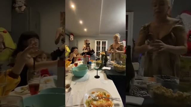 Стихи от деда мороза-идея как отпраздновать Новый год смотреть онлайн