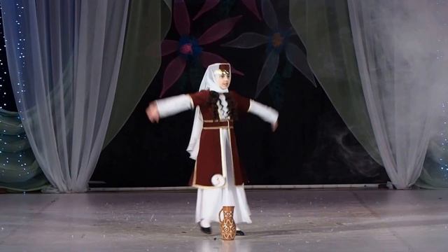 Алиса Мартьянова "Танец с кувшином" смотреть онлайн