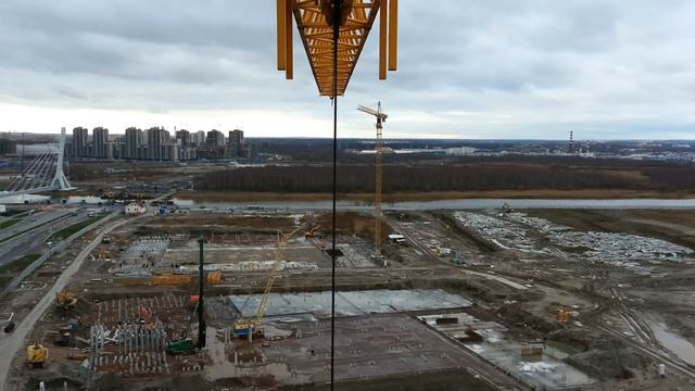 ЖК «Огни залива» пр.Героев,Liebherr 132 EC-H8 смотреть онлайн