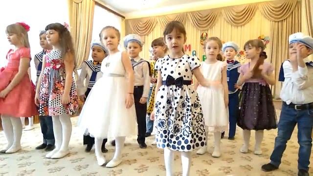 8Марта. Детский сад №35, 5 группа. Салават. смотреть онлайн