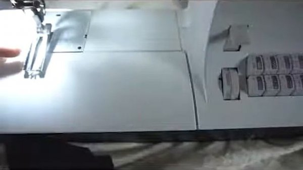 How to sew the buttohole stitch with the PFAFF select 3.2 sewing machine