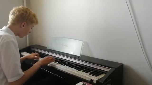 Гаврилов Витя 6 кл. Ф. Шуберт "Муз. момент",Л. Гурлитт Этюд смотреть онлайн