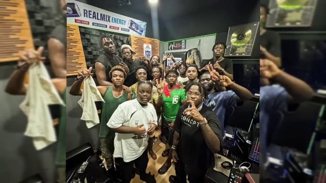 DIDI B FT. STE MILANO, 3XDAVS TEAM PAIYA - FIMBOU CHICOTÉ (AUDIO OFFICIEL) смотреть онлайн