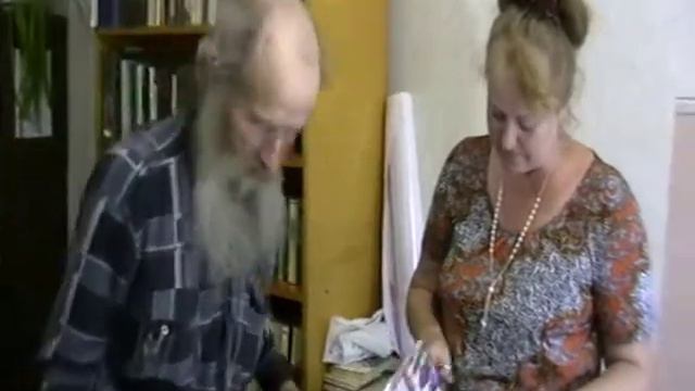 2013-06-26 Доброжелательная Библиотекарь и Игнатий Лапкин о книгах на Украине (231) смотреть онлайн