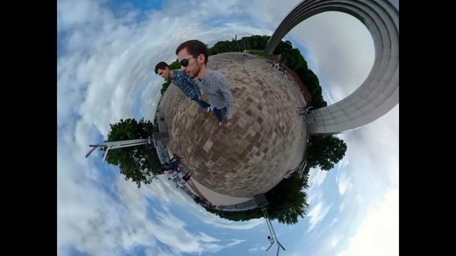 Эффект Маленькой Планеты. Киев Little Tiny Planet. VR360 GoPro Fusion (4К) смотреть онлайн