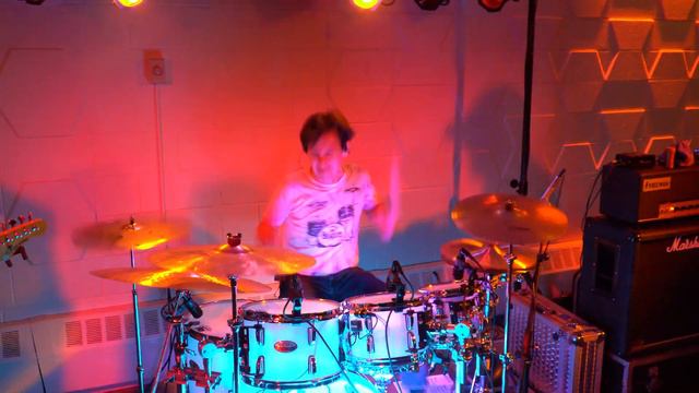 Rust Tush Drum Solo смотреть онлайн