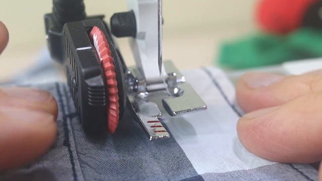 Husqvarna сенсорная лапка смотреть онлайн
