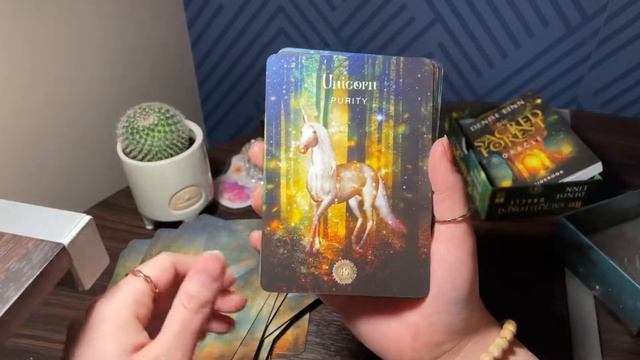 ✨The Sacred Forest Oracle Unboxing!✨ смотреть онлайн