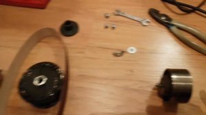 Гриндер своими руками  из наждака без сварки и токарки ))