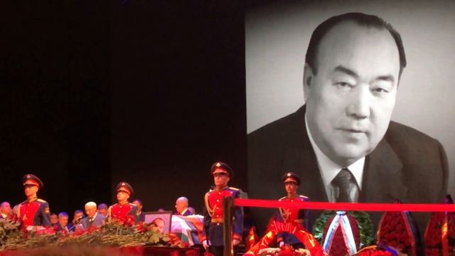 Ушёл из жизни достойный сын башкирского народа Муртаза Рахимов смотреть онлайн