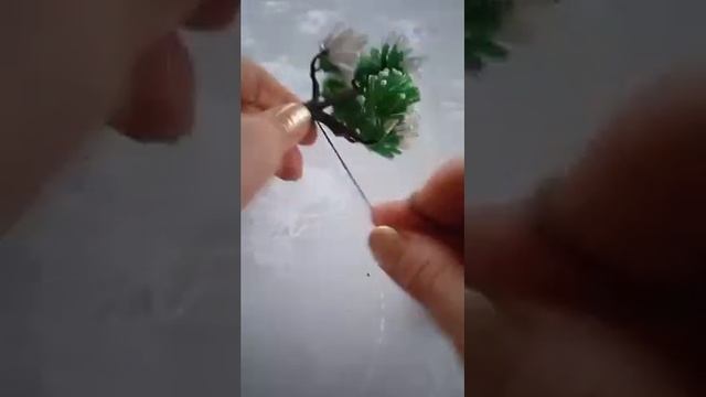 Сосна из стекляруса и бисера на коряге. Часть 1. смотреть онлайн