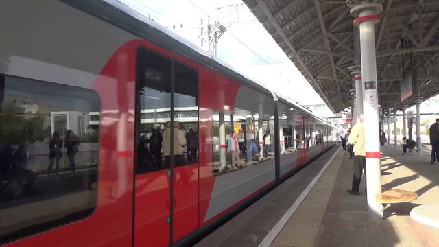 Электропоезд ЭС2Г-034 "Ласточка" на МЦК. смотреть онлайн
