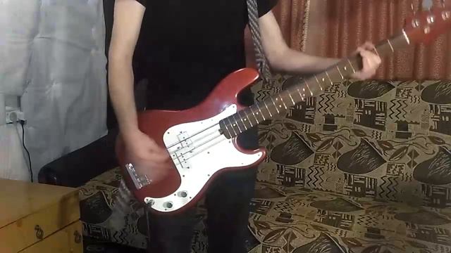 Musima Action Bass Test - Stock & New Pickup