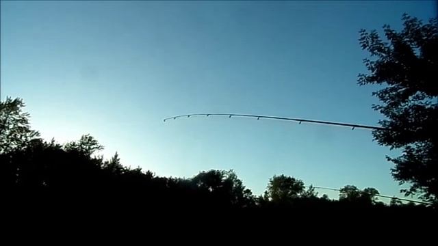 Рыбалка на Суре. Ловля карася на фидер. смотреть онлайн