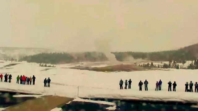 Yellowstone Supervolcano: Old Faithful time lapse - Извержение гейзеров: Супервулкане Йеллоустон смотреть онлайн