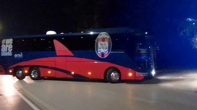 L ARRIVO DEL CROTONE A BENEVENTO смотреть онлайн