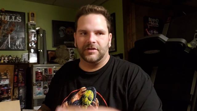 HORROR UPDATE + A PACKAGE FROM A FRIEND смотреть онлайн