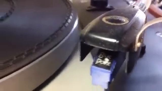 Thorens TD-125 w/Ortofon tonearm смотреть онлайн