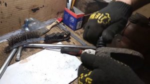 замена передних тормозных дисков , колодок HYUNDAY TUCSON