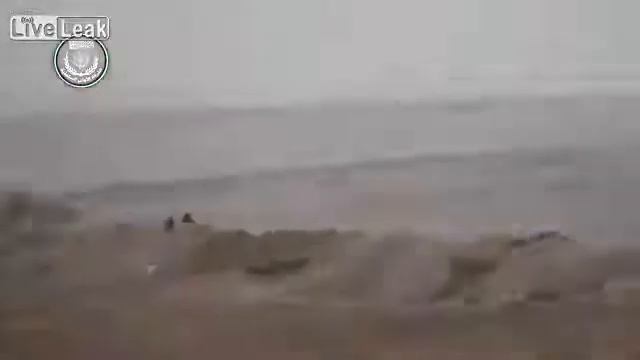 Syrian rebels attack a Konkurs ATGM launcher with a Konkurs ATGM, on Tell Abu Ghar смотреть онлайн