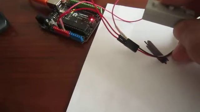 HUNA + Arduino тестируем датчик линии/препятствия - часть 2 смотреть онлайн