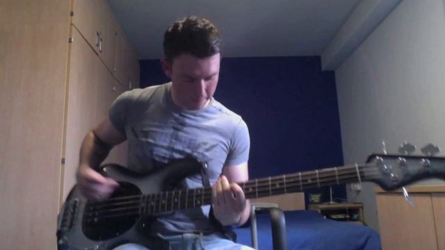 Arctic Monkeys "R U Mine?" (bass cover + TABS) смотреть онлайн