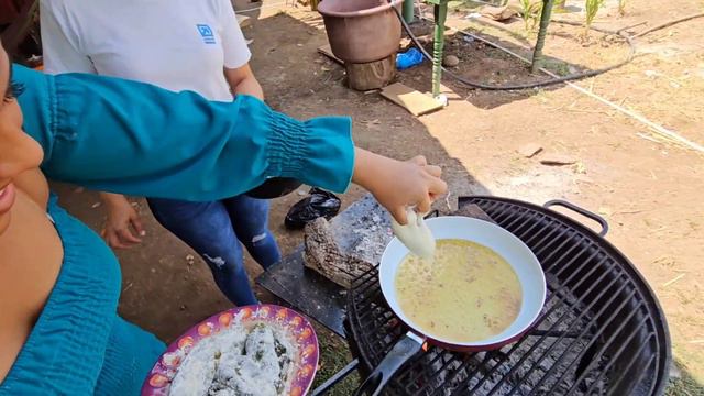 No ay como las mujeres🥰de campo❤️que pueden hacer de todo😱El Buen Salvadoreño смотреть онлайн