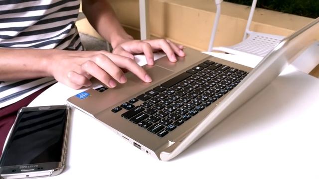 WMP 11.6" Windows 10 Slim Notebook смотреть онлайн