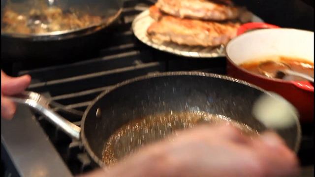 Steaks aux cèpes avec trompettes de la mort смотреть онлайн