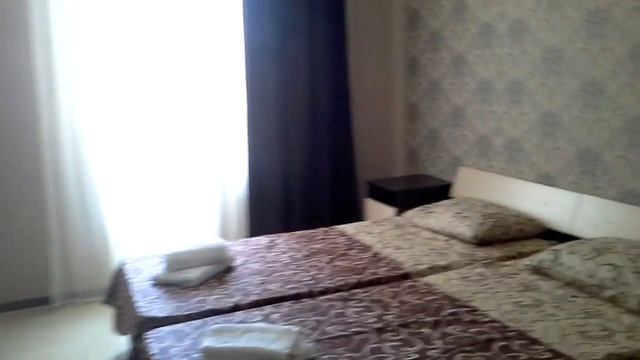 Двухместный номер с двумя полуторными кроватями смотреть онлайн