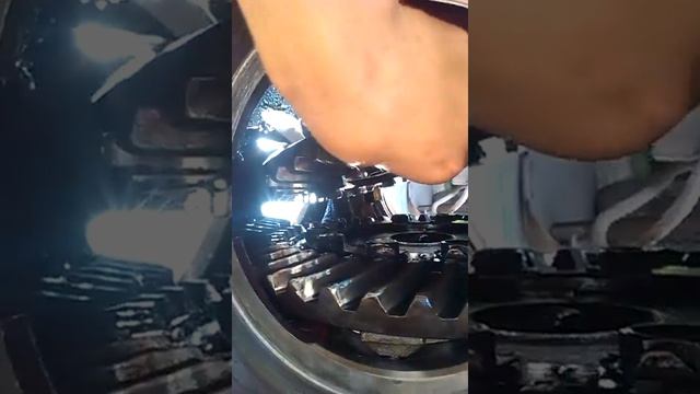 Срезала планетарку на TATra 815 смотреть онлайн