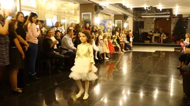 Театр моды "Либерти" - Fashion Новый год - ч.2 смотреть онлайн