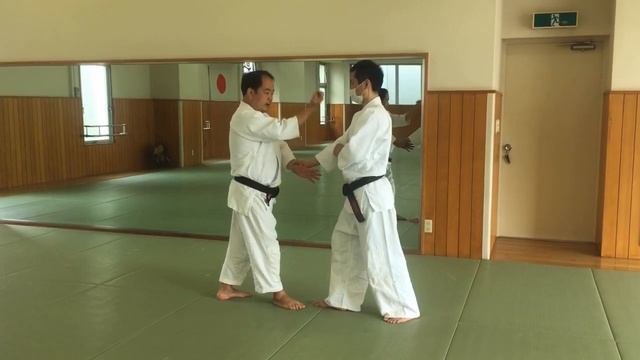 Принципы айкидо. Шихо Наге, часть 1. Сенсей Такашима Сабуро смотреть онлайн