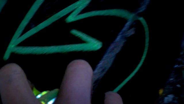 Светлой памяти Кирилла Толмацкого. Граффити на р. Москва. In memory of Kirill Tolmatsky. смотреть онлайн