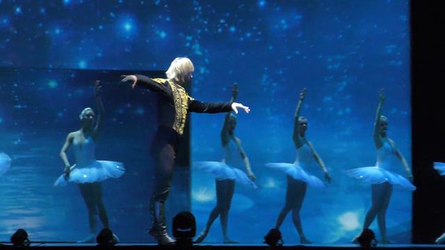 Е. Плющенко О. Смирнова Лебединое озеро 27.12.2018 смотреть онлайн