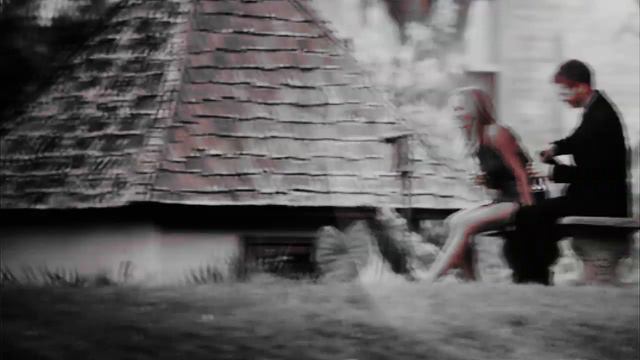 KLAUS & CAROLINE - "Toxic" смотреть онлайн