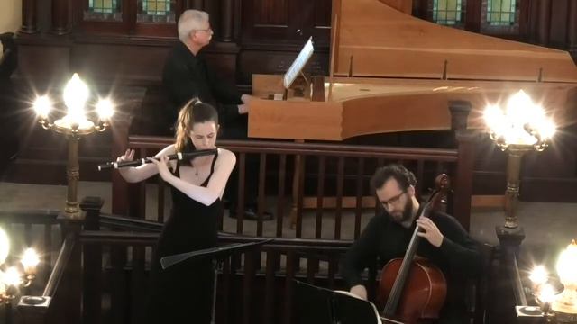 Sonata in E Minor, BWV 1034 смотреть онлайн