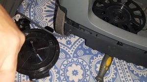 Как установить  пружину, в кассету смотки шнура, пылесоса.