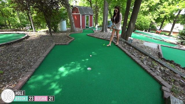 THE LAST THING WE EVER WANTED TO SEE AT A MINI GOLF COURSE! смотреть онлайн