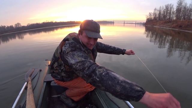 Ловим Судаков на Перемет! Не Плохие Судачки, р.Чулым! смотреть онлайн