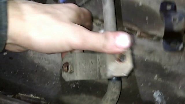 Нюансы при за мене резинок на стабилизаторе ваз 2107