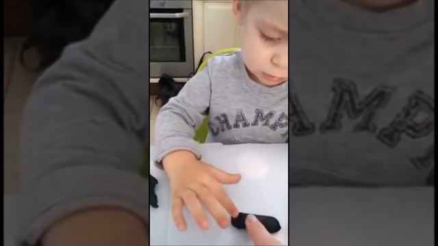 Раннее развитие (Вася 2г 4 мес). Занятия на дому , Лепка "Железная дорога" смотреть онлайн