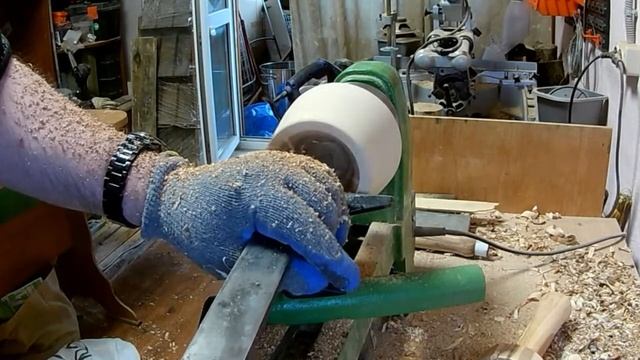 Светильник из гирлянды. A lamp made from a garland. Работа по дереву. Woodturning смотреть онлайн