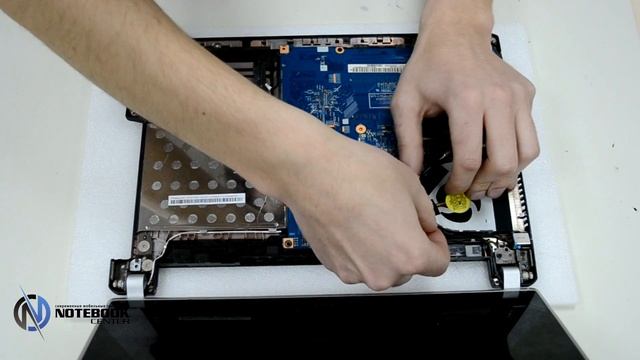 Acer Aspire V5-431p - Disassembly and cleaning смотреть онлайн